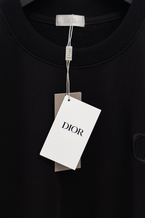 ブランドパーカー着用イメージ